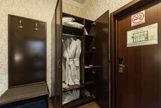 Гостиница  Сокол Суздаль Классический двухместный номер с 1 кроватью или 2 отдельными кроватями-3