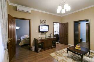 Гостиница Сокол Суздаль Junior Suite, 2 Bedrooms - City View-2